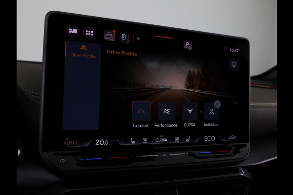 CUPRA Formentor 1.5 TSI e-Hybrid VZ Tribe Edition 272PK | Exclusieve Uitvoering | Panoramadak | Trekhaak | 19 inch | Matrix Koplampen | Matte Lak |