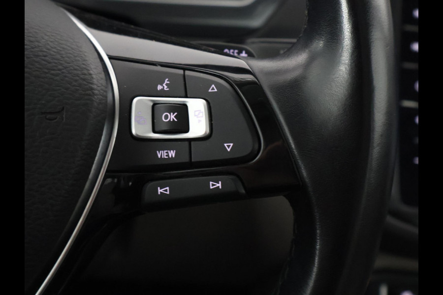 Volkswagen Tiguan 2.0 TSI 4Motion Highline Business R | 360° Camera | Trekhaak | Vol leer | Stoelverwarming | Schuif-/Kanteldak |