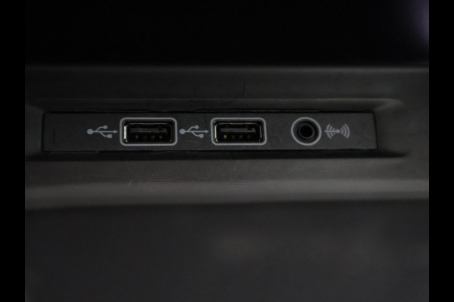 Volkswagen Tiguan 2.0 TSI 4Motion Highline Business R | 360° Camera | Trekhaak | Vol leer | Stoelverwarming | Schuif-/Kanteldak |