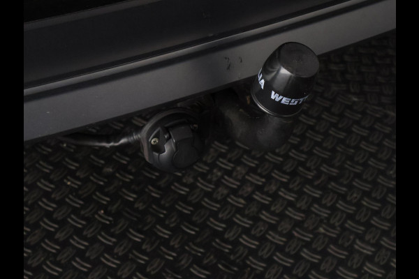 Volkswagen Tiguan 2.0 TSI 4Motion Highline Business R | 360° Camera | Trekhaak | Vol leer | Stoelverwarming | Schuif-/Kanteldak |