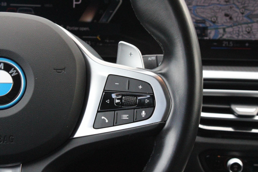 BMW 3 Serie Touring 330e 292PK M-SPORT | PANORAMISCH SCHUIF/KANTEL DAK | M-SPORT PRO-PAKKET | M-SPORT REMMEN UITGEVOERD IN DONKERBLAUW MET M LOGO | BMW LIVE COCKPIT PROFESSIONAL | CURVED DISPLAY |DRIVING ASSISTANT INCL. HEAD-UP DISPLAY | PARKING ASSIST INCL. ACHTERUITRIJCAMERA | ADAPTIEVE LED KOPLAMPEN |SHADOW LINE | M-SPORTSTOELEN VOOR | LEDER VERNASCA MET CONTRAST STIKSELS M-SPORT | STOEL VERWARMING | DRAADLOZE APPLE CARPLAY | ELEKTRISCH VERSTELBARE STOELEN MET GEHEUGEN FUNCTIE | HEAD UP DISPLAY | DRAADLOZE TELEFOONLADER | DODEHOEK BEWAKING | COMFORT PACK INCL. ELEKTRISCHE ACHTE