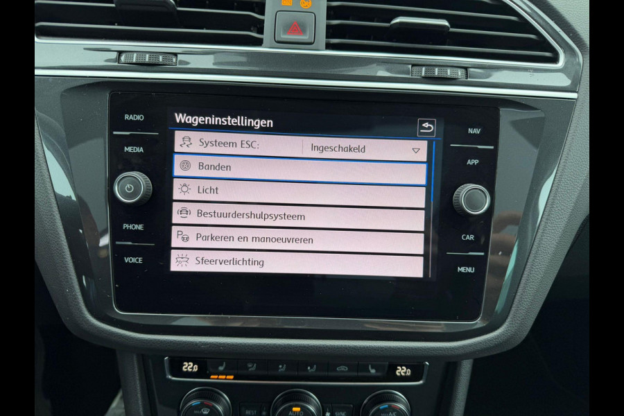 Volkswagen Tiguan 1.5 TSI ACT Comfortline Business AUT. |PANO| ADAPTIVE CRUISE| STOELVERWARMING| ELEK. ACHTERKLEP|  RIJKLAARPRIJS INCL. 12 MND BOVAG GARANTIE