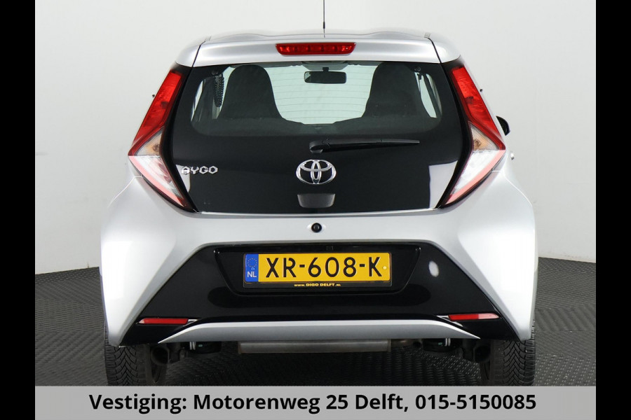Toyota Aygo 1.0 VVT-i X-PLAY CAMERA CARPLAY NAVI GARANTIE 2029 AIRCO. VOLLEDIG ONDERHOUDEN