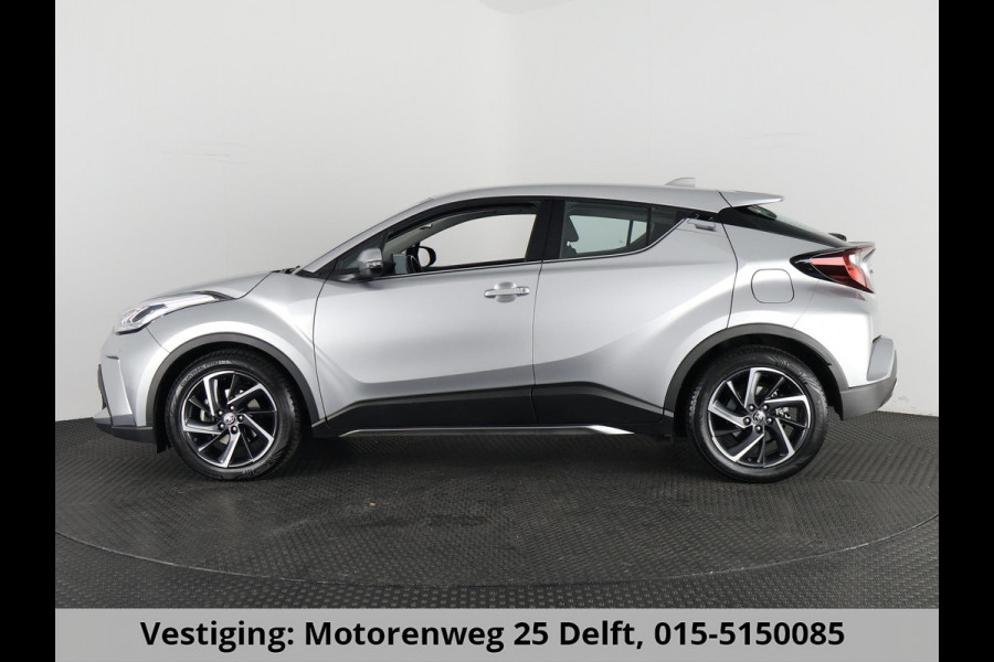 Toyota C-HR 2.0 HYBRIDE DYNAMIC BIJNA 2023 GARANTIE 11-2032 NAVI. HALF LEDER. 182 PK. PDC V+A.CAMERA. ADAPTIVE CRUISE