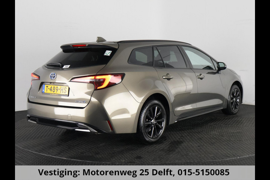 Toyota Corolla Touring Sports HYBRID BLACKLINE ACTIVE GARANTIE TOT 2033! NIEUW MODEL. CARPLAY NAVIGATIE. ADAPTIEVE CRUISE CONTROL . APPLE CARPLAY & ANDRIOD AUTO . CAMERA