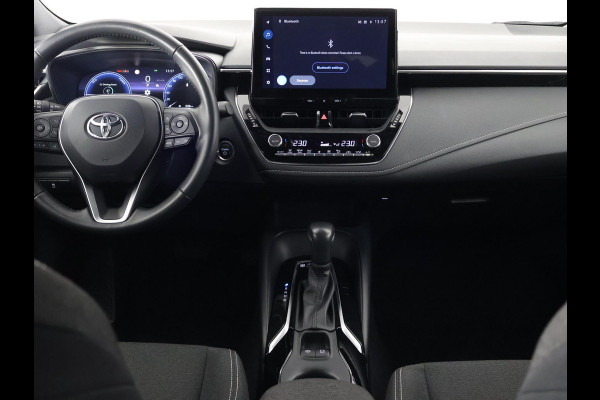 Toyota Corolla Touring Sports HYBRID BLACKLINE ACTIVE GARANTIE TOT 2033! NIEUW MODEL. CARPLAY NAVIGATIE. ADAPTIEVE CRUISE CONTROL . APPLE CARPLAY & ANDRIOD AUTO . CAMERA