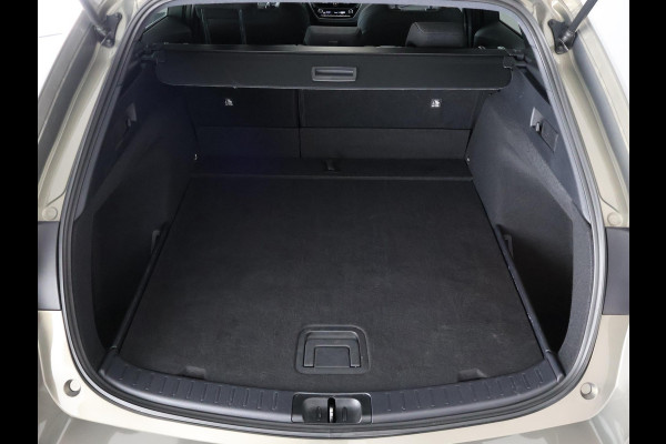 Toyota Corolla Touring Sports HYBRID BLACKLINE ACTIVE GARANTIE TOT 2033! NIEUW MODEL. CARPLAY NAVIGATIE. ADAPTIEVE CRUISE CONTROL . APPLE CARPLAY & ANDRIOD AUTO . CAMERA