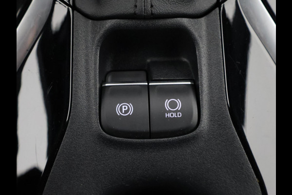 Toyota Corolla Touring Sports HYBRID BLACKLINE ACTIVE GARANTIE TOT 2033! NIEUW MODEL. CARPLAY NAVIGATIE. ADAPTIEVE CRUISE CONTROL . APPLE CARPLAY & ANDRIOD AUTO . CAMERA