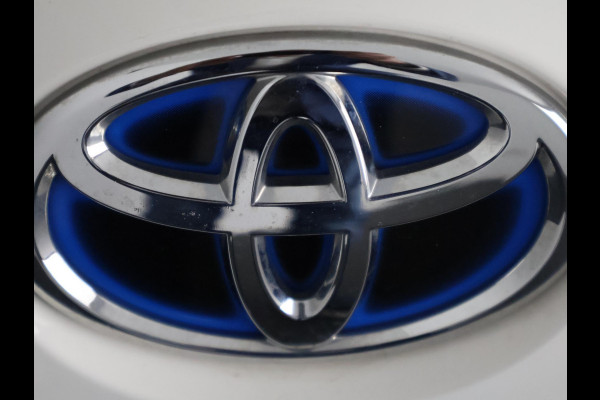 Toyota Yaris 1.5 HYB 1e EIG GARANTIE TOT 11-2032* BLACK & WHITE BIJNA 2023. CLOUD NAVI.CLIMA.CRUISE