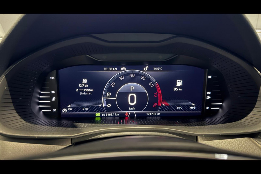 Škoda Kamiq 1.5 TSI ACT Business Edition + MEMORY / PREMIUM AUDIO / TREKHAAK
