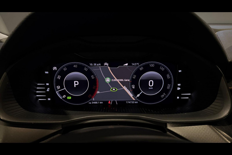 Škoda Kamiq 1.5 TSI ACT Business Edition + MEMORY / PREMIUM AUDIO / TREKHAAK