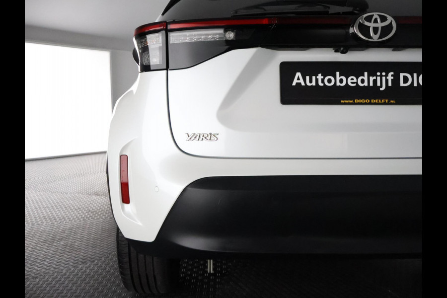 Toyota Yaris Cross 1.5 HYBRIDE DYNAMIC LUXERY BITONE GARANTIE 4-2034 BLIND SPOT . NAVI.CAMERA. PDC V+A.