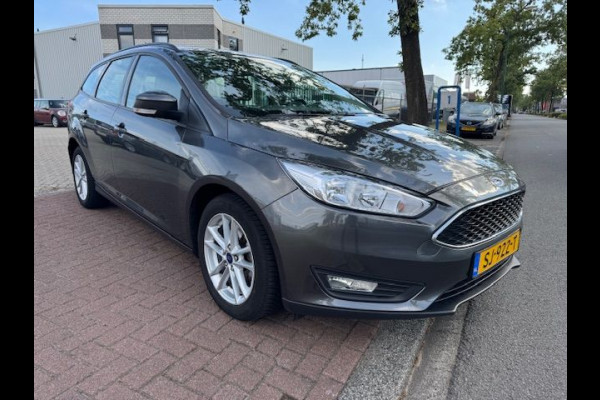 Ford FOCUS Wagon 1.0 Lease Edition Airco/ECC,Cruisecontrol,Navigatie