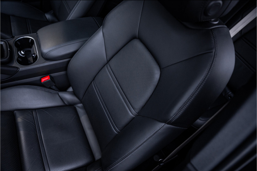 Porsche Cayenne Coupé 3.0 E-Hybrid - Sport Chrono + | Panorama | Bose | Luchtvering | Memory | 360 Camera