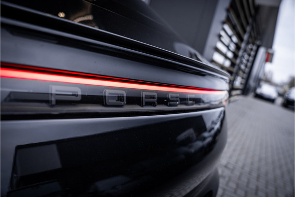 Porsche Cayenne Coupé 3.0 E-Hybrid - Sport Chrono + | Panorama | Bose | Luchtvering | Memory | 360 Camera