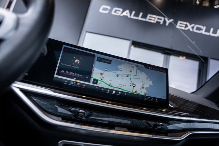 BMW X5 xDrive50e Launch Edition - M Sport | Panorama | H&K | Memory | Stoelkoeling