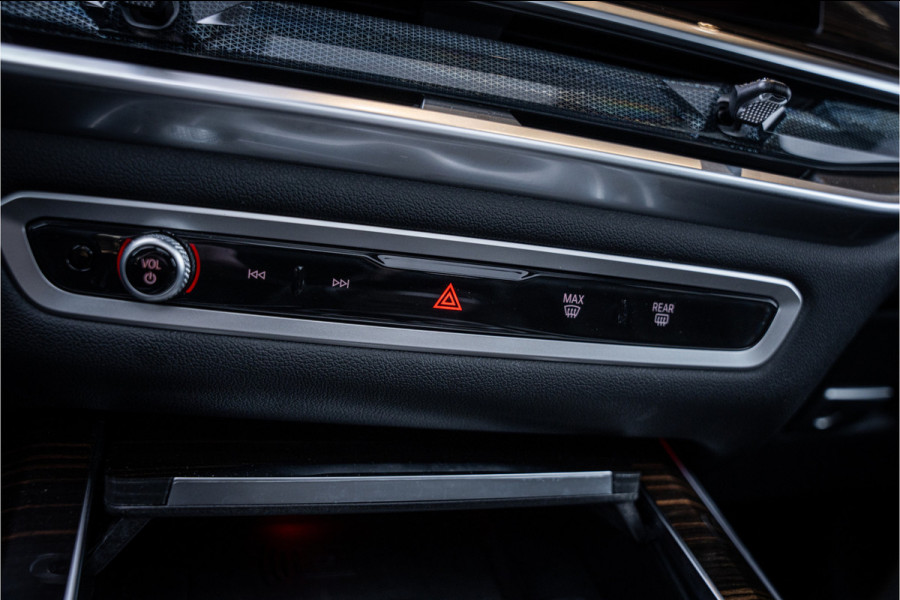 BMW X5 xDrive50e Launch Edition - M Sport | Panorama | H&K | Memory | Stoelkoeling