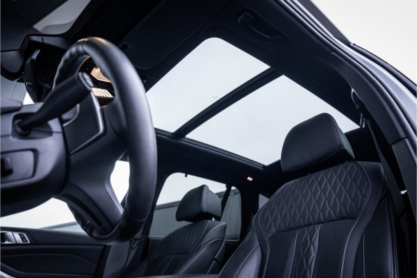 BMW X5 xDrive50e Launch Edition - M Sport | Panorama | H&K | Memory | Stoelkoeling