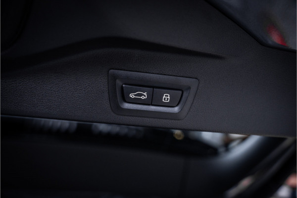BMW X5 xDrive50e Launch Edition - M Sport | Panorama | H&K | Memory | Stoelkoeling