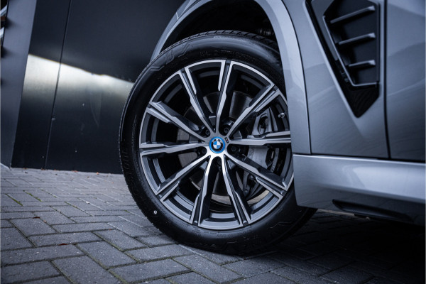 BMW X5 xDrive50e Launch Edition - M Sport | Panorama | H&K | Memory | Stoelkoeling