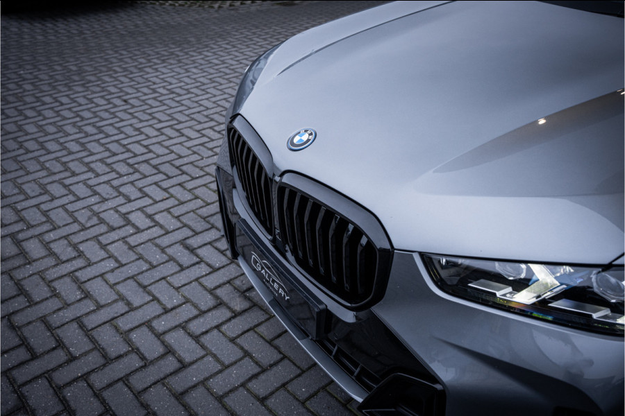BMW X5 xDrive50e Launch Edition - M Sport | Panorama | H&K | Memory | Stoelkoeling