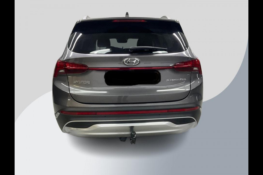 Hyundai Santa Fe 1.6 T-GDI PHEV Premium Plus Sky | Panoramadak | Trekhaak | 2 bandensets | Comfortstoelen voorin (inclusief ventilatie / stoelverwarming) | Bestuurdersstoel Met Geheugen | Adaptive cruise control | Camera
