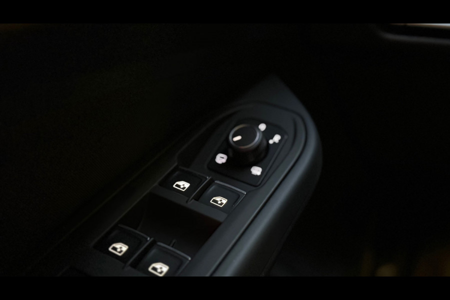 Volkswagen Golf 2.0 TSI GTI CLUBSPORT PANO|HUD|IQLIGHTS|BLINDSPOT|SFEERVERLICHTING|BOMVOL!