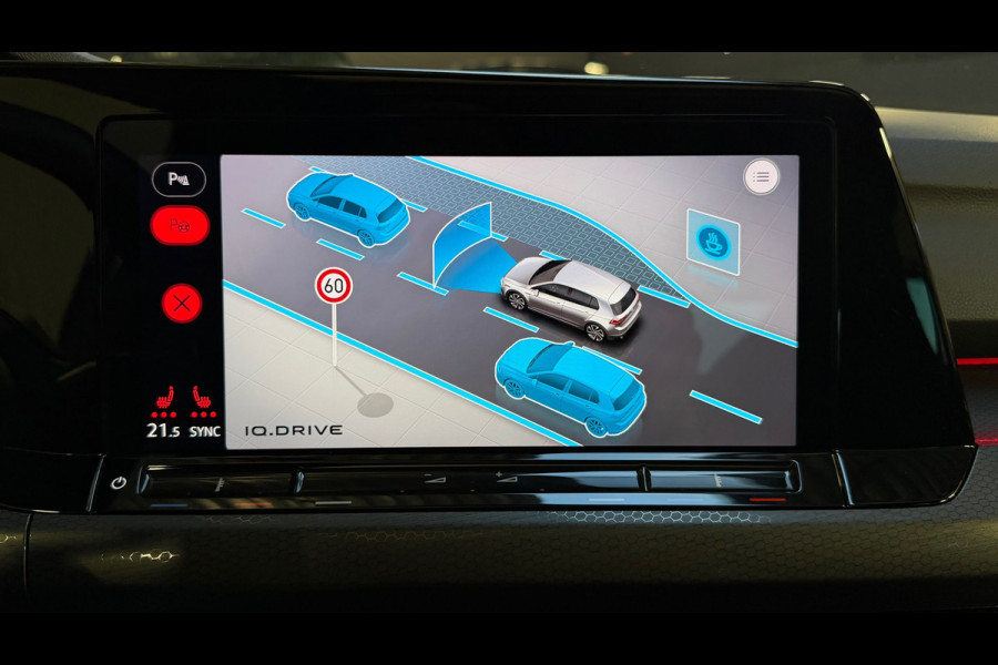 Volkswagen Golf 2.0 TSI GTI CLUBSPORT PANO|HUD|IQLIGHTS|BLINDSPOT|SFEERVERLICHTING|BOMVOL!