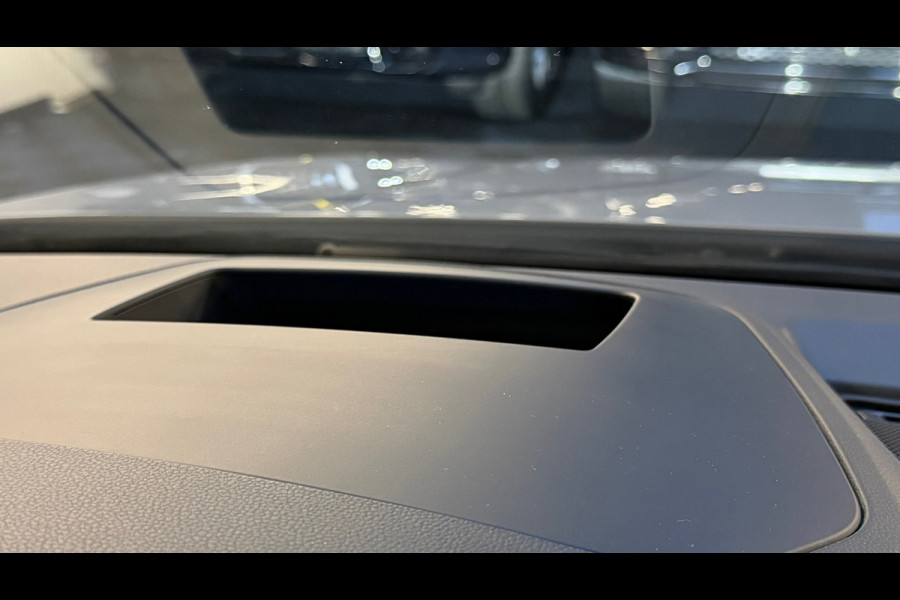 Volkswagen Golf 2.0 TSI GTI CLUBSPORT PANO|HUD|IQLIGHTS|BLINDSPOT|SFEERVERLICHTING|BOMVOL!