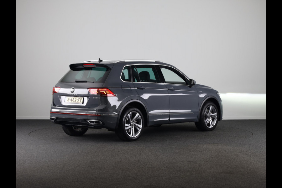 Volkswagen Tiguan 1.4 TSI eHybrid R-Line Business 245 PK | Automaat (DSG) | wegklapbare trekhaak | winterpakket | verlengde garantie