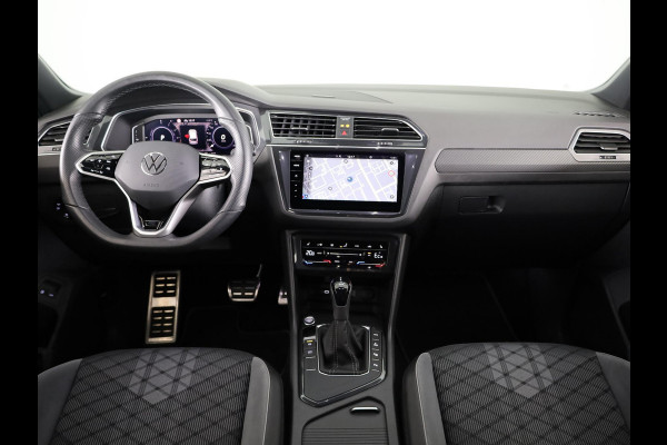 Volkswagen Tiguan 1.4 TSI eHybrid R-Line Business 245 PK | Automaat (DSG) | wegklapbare trekhaak | winterpakket | verlengde garantie