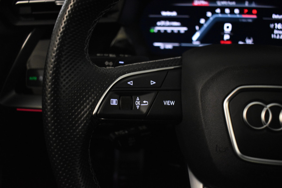 Audi S3 Limousine 2.0 TFSI 310PK S3 QUATTRO HEAD-UP/LEDER/PANORAMADAK