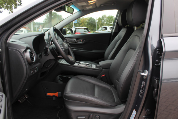 Hyundai Kona EV Premium 64 kWh / Camera / Leder / Head-up / 18'' / Navigatie / Stuur+Stoelverwarming / Keyless / KRELL Audio / DAB / ACC