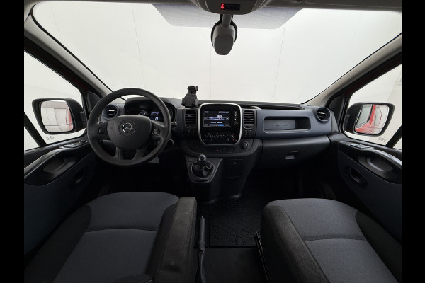 Opel Vivaro D 126PKDubbele Cabine 5-Persoons L2H1 Trekhaak Camera Navi Airco Cruise Control Pdc Sport EcoFlex 1.6CDTI Euro 6 Betonplex Vloer Wandbetimmering Schuifdeur 1e Eigenaar Origineel Nederlandse Auto