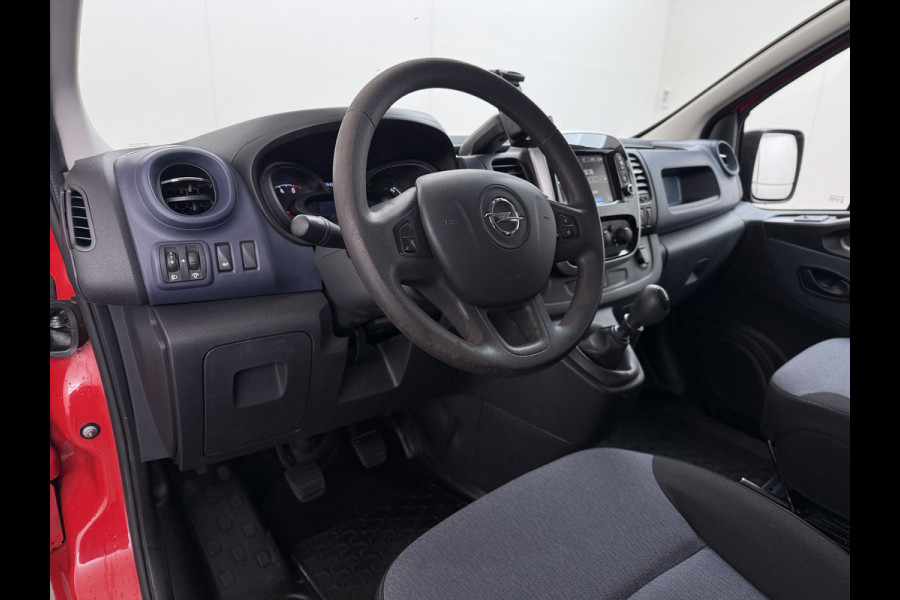 Opel Vivaro D 126PKDubbele Cabine 5-Persoons L2H1 Trekhaak Camera Navi Airco Cruise Control Pdc Sport EcoFlex 1.6CDTI Euro 6 Betonplex Vloer Wandbetimmering Schuifdeur 1e Eigenaar Origineel Nederlandse Auto
