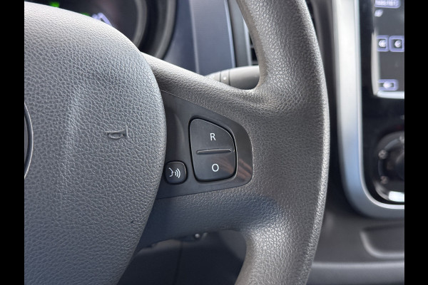 Opel Vivaro D 126PKDubbele Cabine 5-Persoons L2H1 Trekhaak Camera Navi Airco Cruise Control Pdc Sport EcoFlex 1.6CDTI Euro 6 Betonplex Vloer Wandbetimmering Schuifdeur 1e Eigenaar Origineel Nederlandse Auto