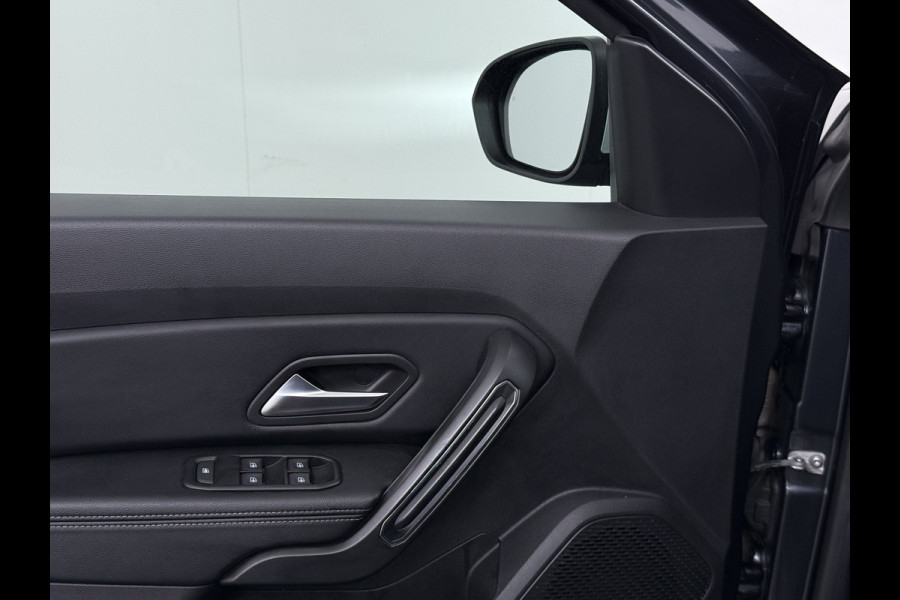 Dacia Duster T92pk TCe Bi-Fuel LPG Trekhaak 360°Camera Apple Carplay/Android AutoEcc Navi* Cruise Control Pdc Prestige Lmv 17" Bluetooth Privacy Glas Keyless Dodehoek detector Led LPG