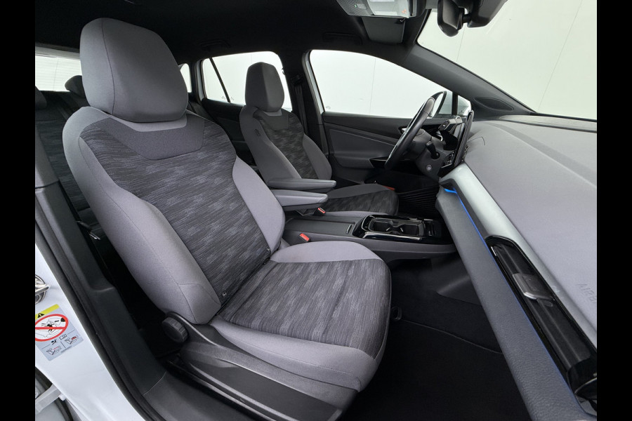Volkswagen ID.4 Pro 77kWh SOH 95% Trekhaak 19" Adap.Cruise Apple Carplay Android Auto Navi Ecc Pdc Stoel+Stuurverwarming Lmv Led Comfort Pakket Bluetooth 1e Eigenaar Origineel Nederlandse Auto 1.000 KG trekvermogen
