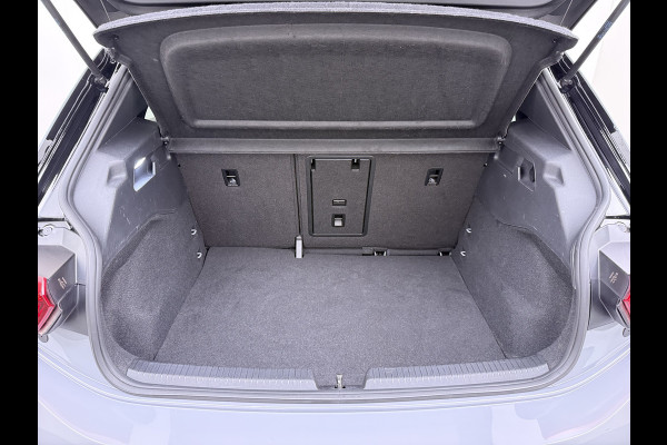 Volkswagen ID.3 First Plus 58kWh Navi-Pro Adap.Cruise Camera Lmv 19" Ecc Apple Carplay Android Auto SOH 91% Stoel+Stuurverwarming Lmv Matrix led Privacy Glas Keyless Rijstrooksensor Origineel Nederlandse Auto