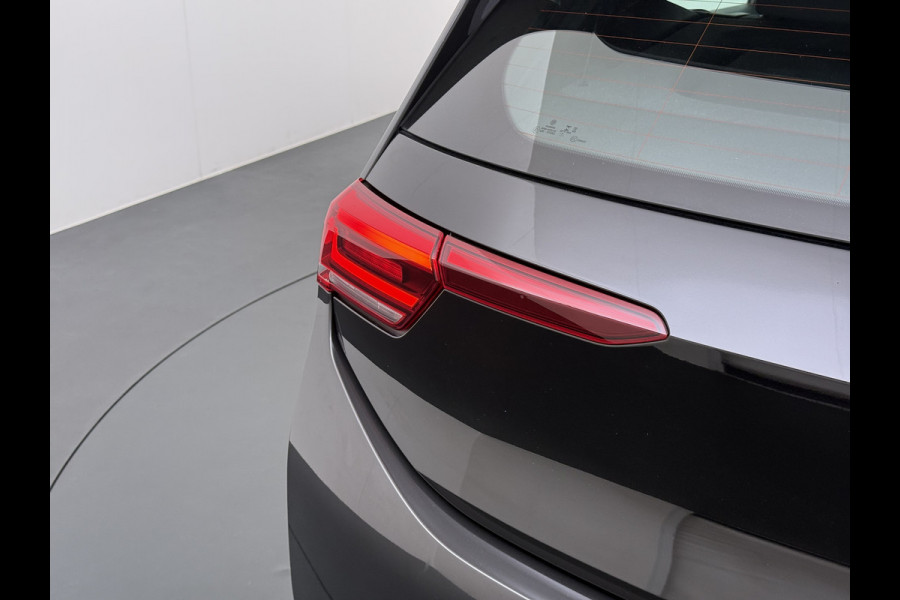 Volkswagen ID.3 Pro 58kWh Apple Carplay Android Adap.Cruise App-Connect SOH 92% Navi Ecc Pdc-a+v Voorklimatisering Stoelverwarming Bordherkenning Lane-Assist Lmv Led Rijstrooksensor Origineel Nederlandse Auto 1e eigenaar