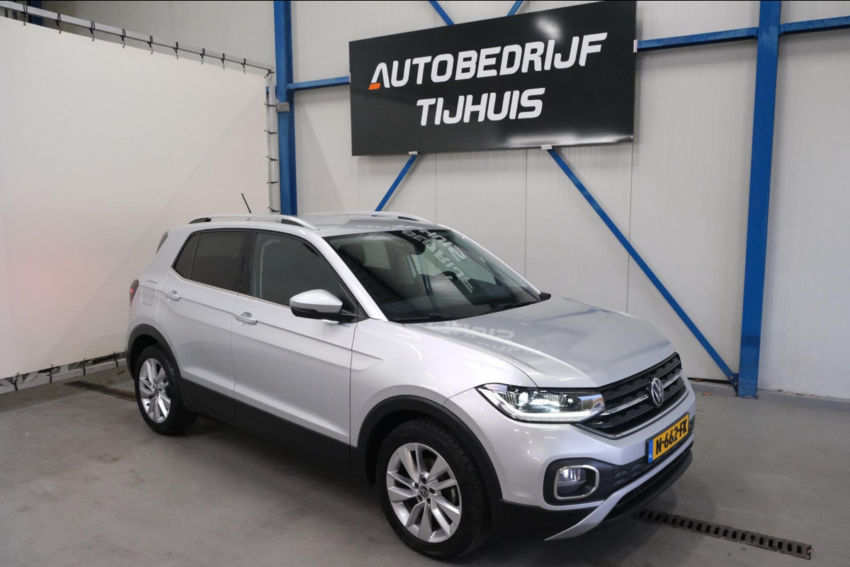 Volkswagen T-Cross 1.0 TSI Style Automaat > Virtual display < N.A.P. Airco, Cruise, Navi, Camera, PDC, Stoelverwarming.