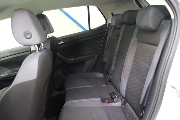 Volkswagen T-Cross 1.0 TSI Style Automaat > Virtual display < N.A.P. Airco, Cruise, Navi, Camera, PDC, Stoelverwarming.