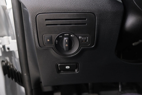 Mercedes-Benz Vito Tourer 110 CDI Base Extra Lang > Export €17950,- Netto <