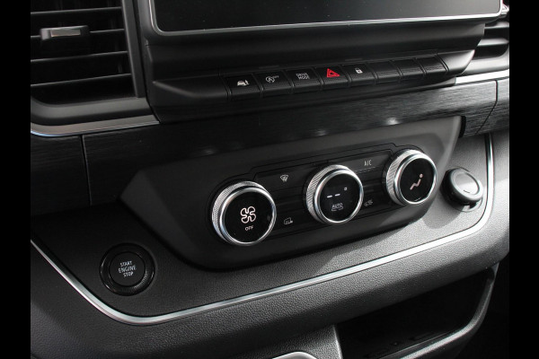 Renault Trafic 2.0 Blue dCi 150 Automaat L2H1 Advance DC Navigatie bluetooth DAB Camera Airco Trekhaak Houten bekleding Lichtmetalen velgen