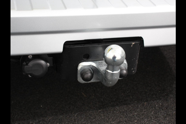 Renault Trafic 2.0 Blue dCi 150 Automaat L2H1 Advance DC Navigatie bluetooth DAB Camera Airco Trekhaak Houten bekleding Lichtmetalen velgen