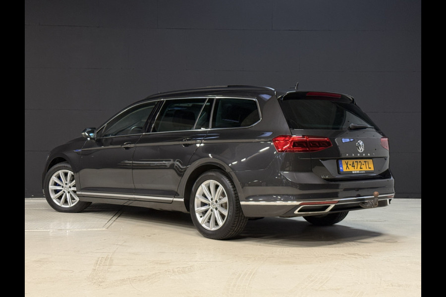 Volkswagen Passat Variant 1.4 TSI PHEV GTE Business Soh 100% | Panoramadak | Stoelmassage | Apple Carplay | Trekhaak