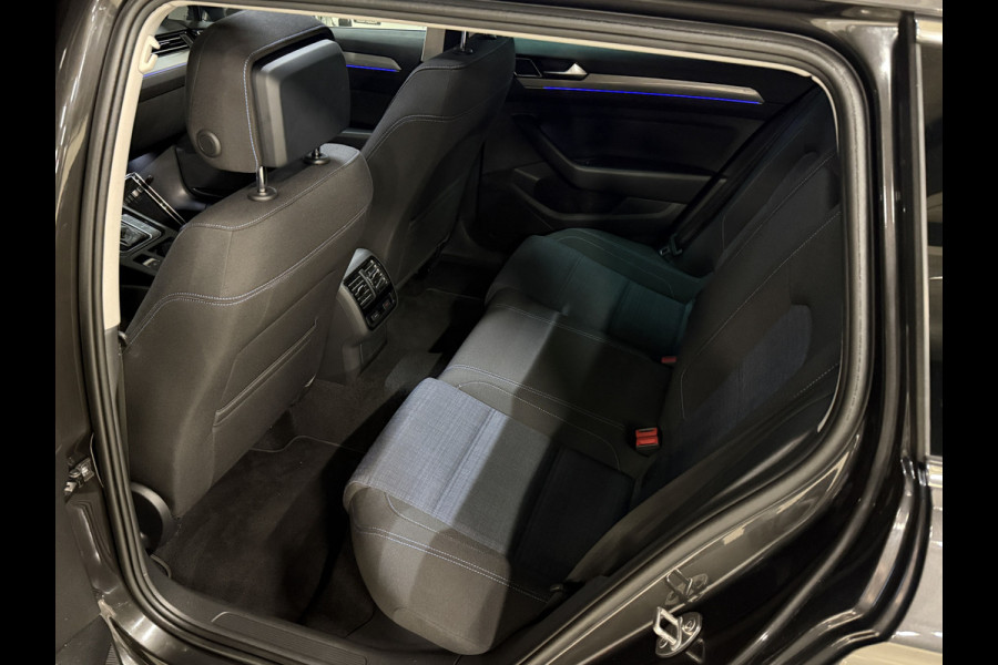 Volkswagen Passat Variant 1.4 TSI PHEV GTE Business Soh 100% | Panoramadak | Stoelmassage | Apple Carplay | Trekhaak