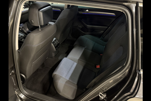 Volkswagen Passat Variant 1.4 TSI PHEV GTE Business Soh 100% | Panoramadak | Stoelmassage | Apple Carplay | Trekhaak