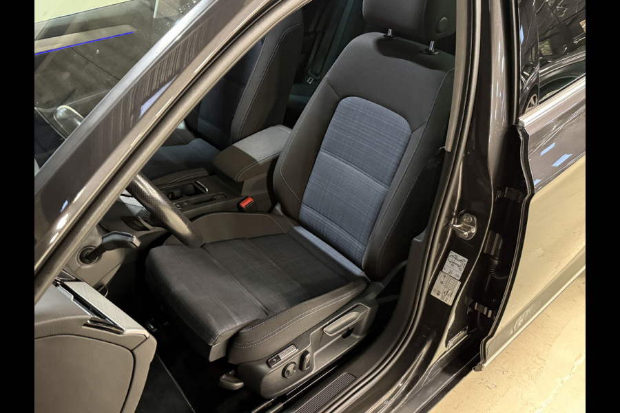 Volkswagen Passat Variant 1.4 TSI PHEV GTE Business Soh 100% | Panoramadak | Stoelmassage | Apple Carplay | Trekhaak