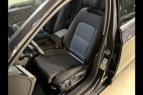 Volkswagen Passat Variant 1.4 TSI PHEV GTE Business Soh 100% | Panoramadak | Stoelmassage | Apple Carplay | Trekhaak